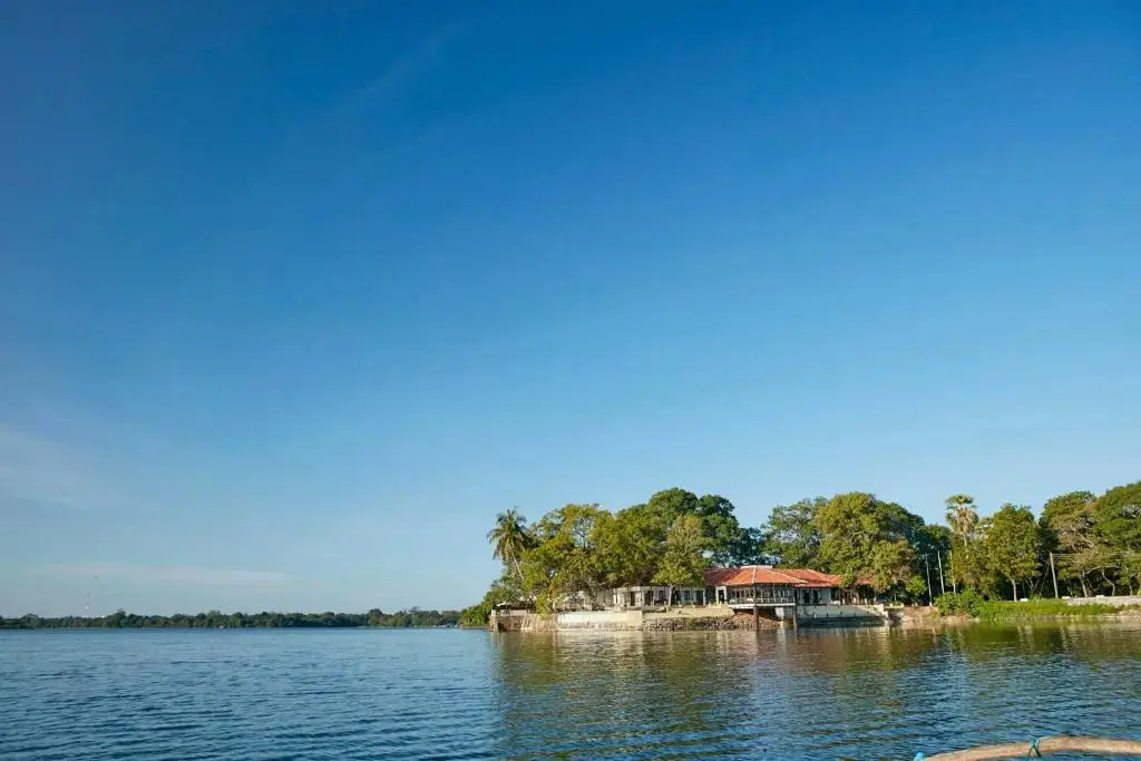 Полоннарува: Отель EKHO Lake House - From Colonial Bungalow to Royal Retreat