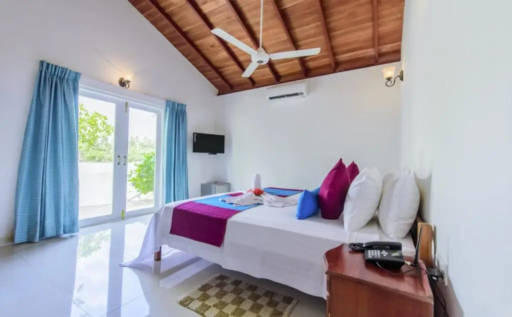 VAAYA Beach Hotel — фото 1