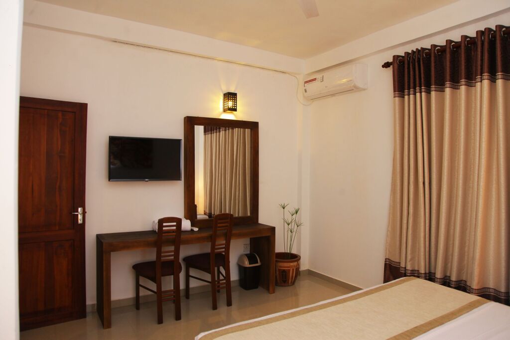 Катунаяке: Rohini Residence