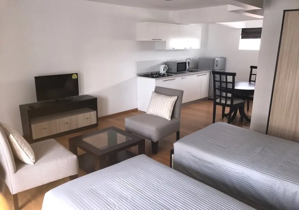 Коломбо: Amber FR 16 Colombo