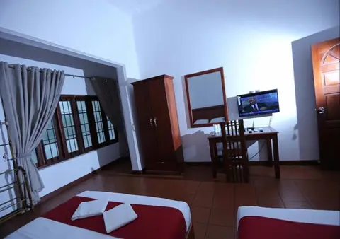 Kandy Regal Lake View Hotel — фото 1