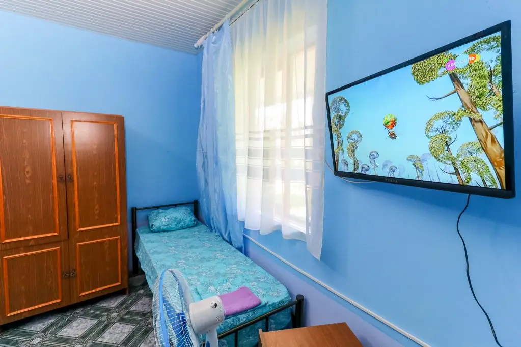 Кучугуры: 84 Guest House