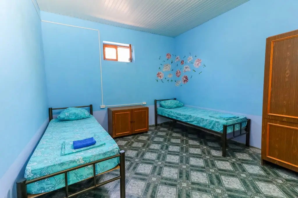 Кучугуры: 84 Guest House