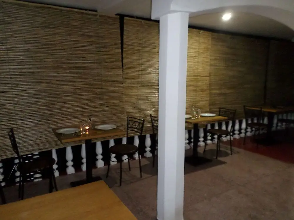 Канди: Lodge in 611