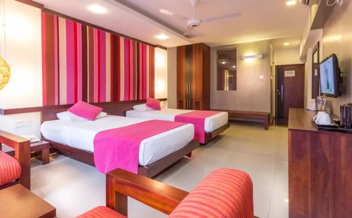 Канди: Vista Hotel Topaz