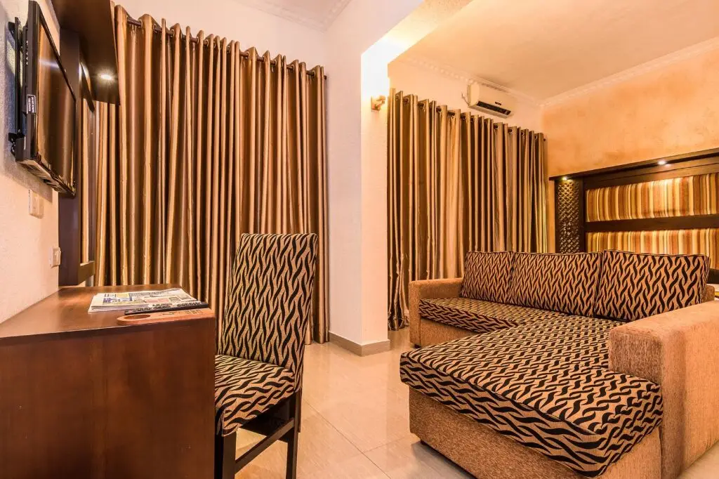 Гора Lavinia: Ceylon City Hotel Mt Lavinia
