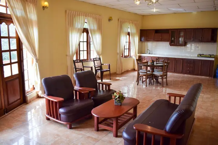 Негомбо: Yoho Hotel Red Rose