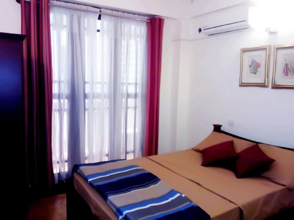 Гора Lavinia: The Prestige Court Residence