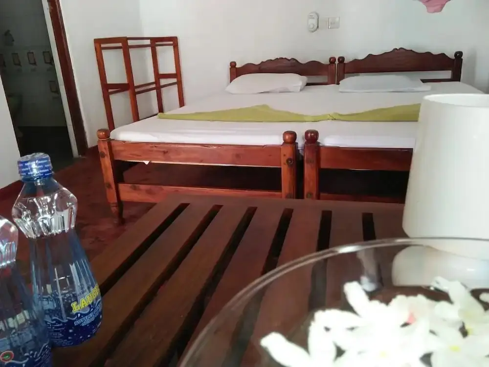 Тангалла: Hotel Samans
