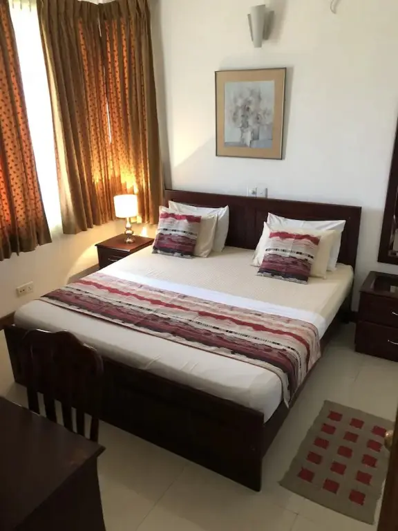 Коломбо: Hedges Court Residencies Town Hall-2 Room 3 Bed Apartment
