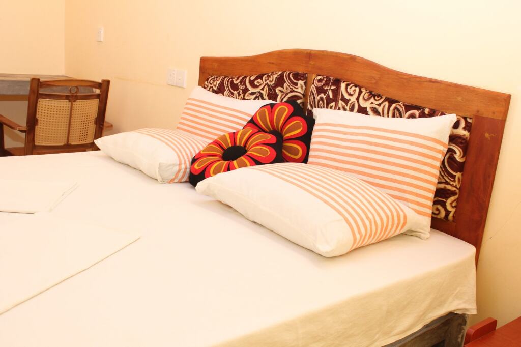 Сигирия: Green Hut Hotel and Restaurant.