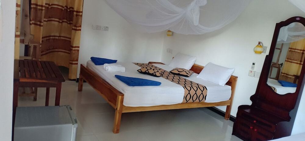 Аругам-Бэй: SURF AND SAND Hotel - Arugam Bay