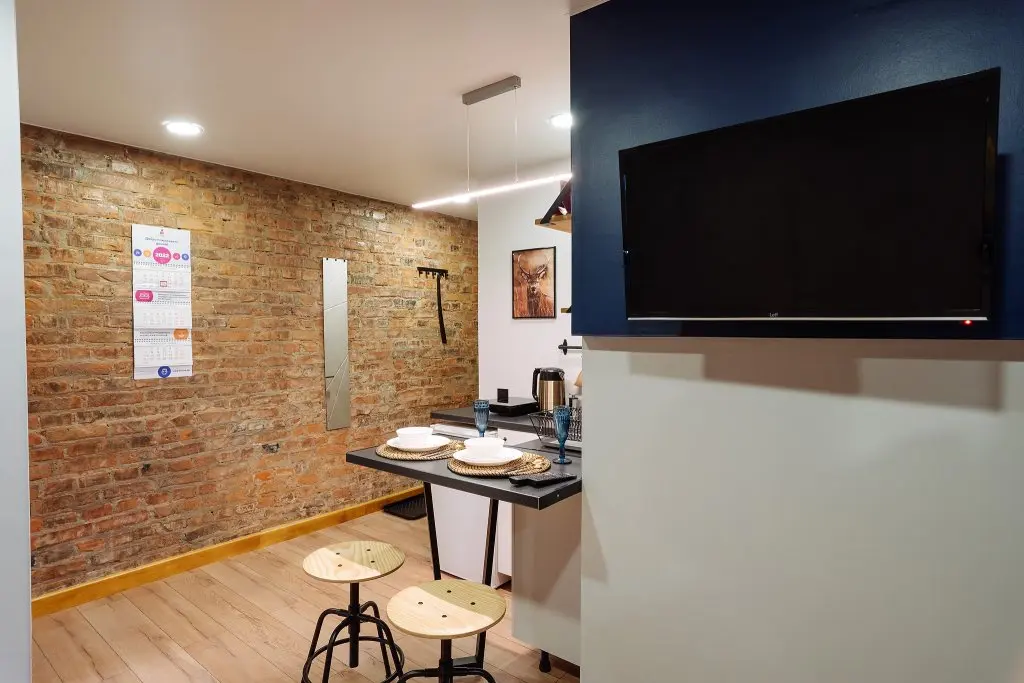 Петрозаводск: Апартаменты «9 ночей» Герцена 31а №2