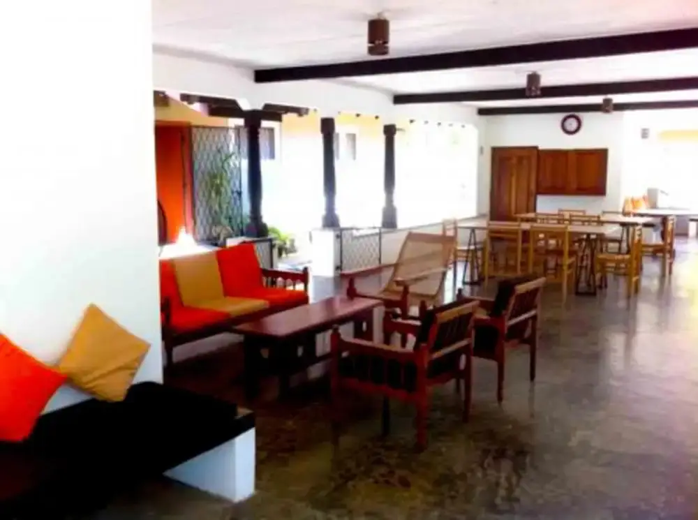 Койявади: Yoho Lagoonside Holiday Bungalow