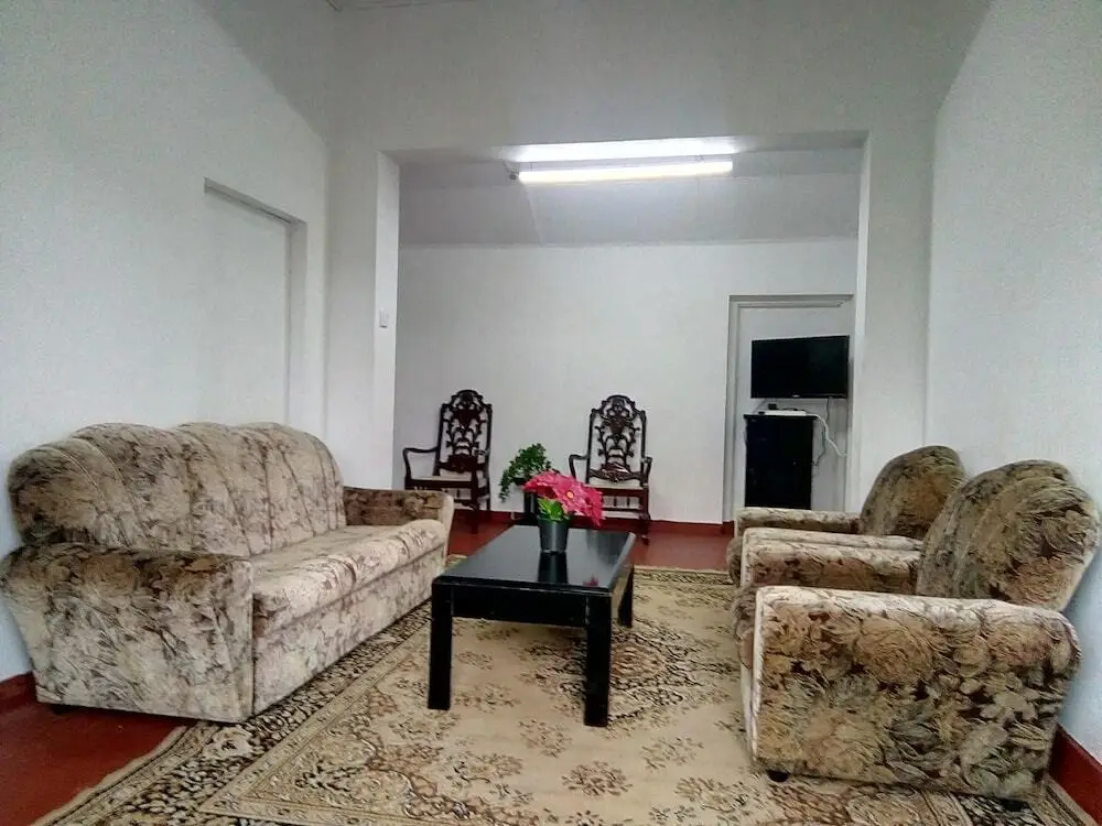 Нувара-Элия: White Cottage Nuwara Eliya