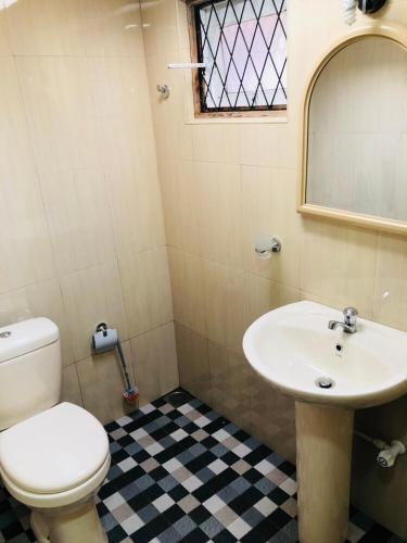 Нувара-Элия: White Cottage Nuwara Eliya