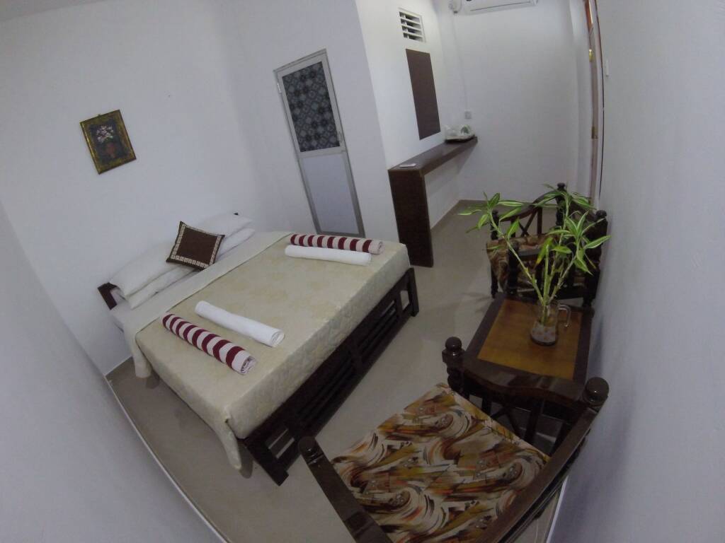 Катунаяке: A to Zee Airport Villa