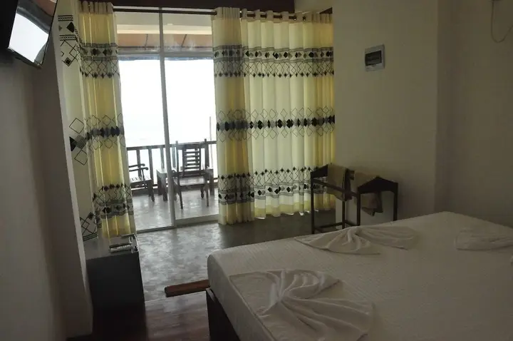 Унаватуна: Wave Beach Resort