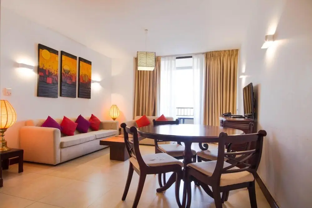 Коломбо: Crescat Apartments Colombo