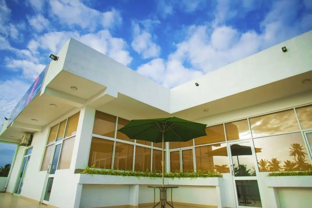 Хиккадува: Bliss Luxury Apartment