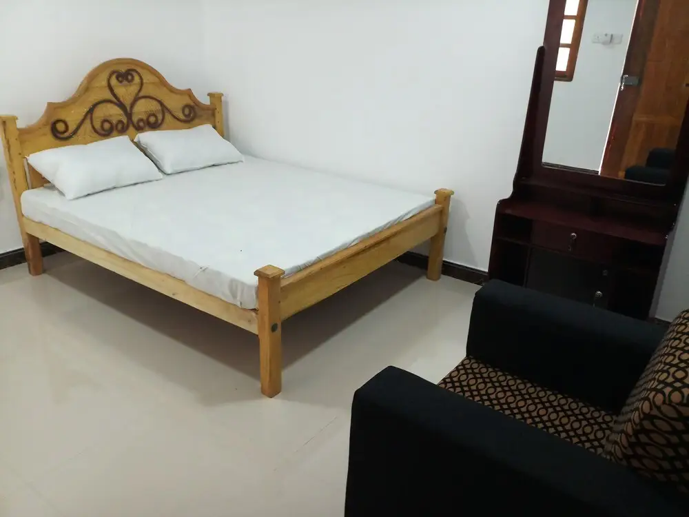 Нилавели: Beach way Guest