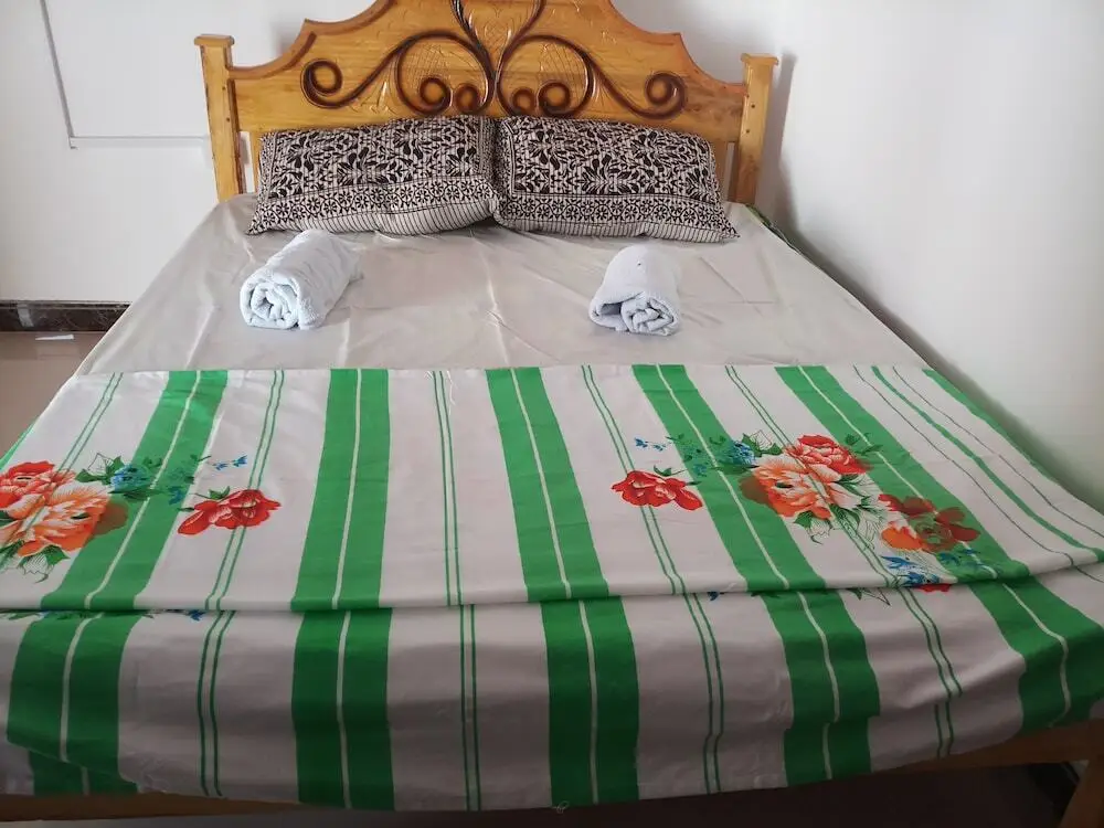 Нилавели: Beach way Guest