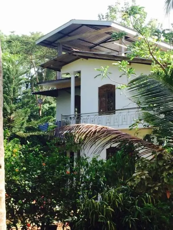 Анурадхапура: Pabasara Guest House Kalawewa
