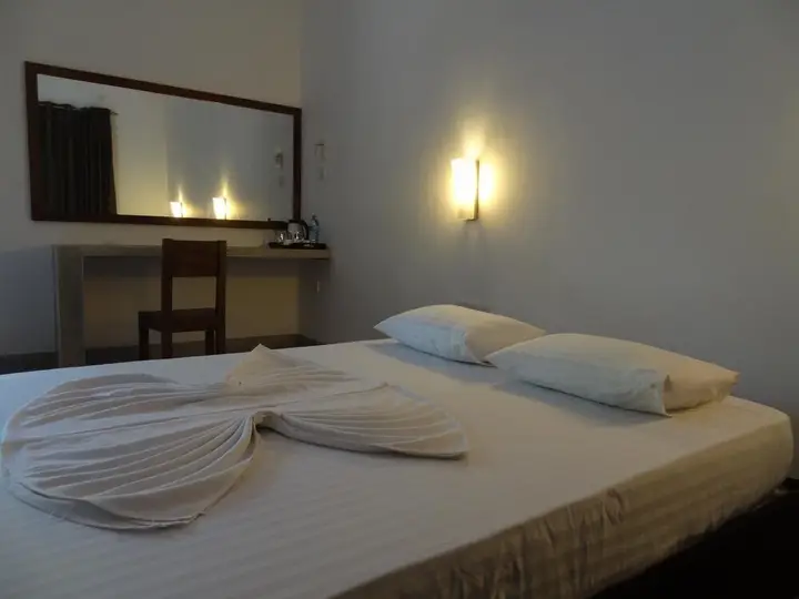 Анурадхапура: Wilpattu Tree House Hotel