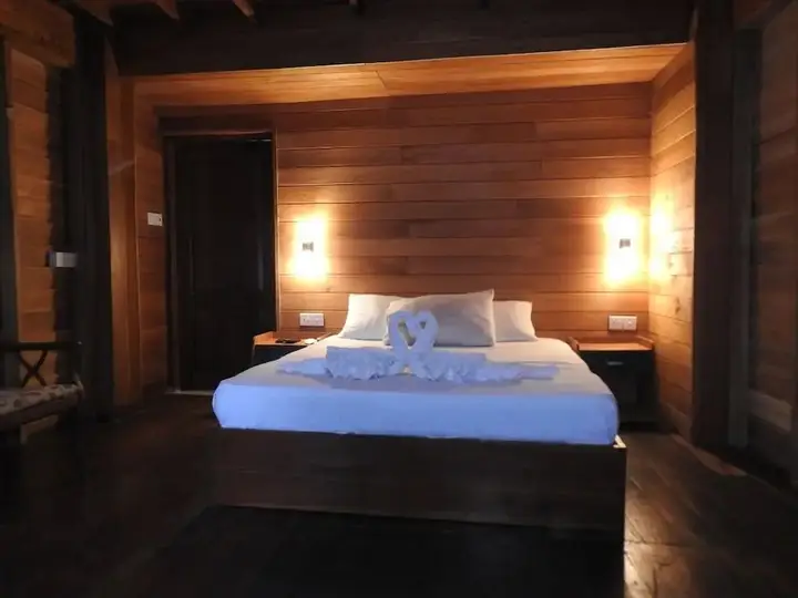 Анурадхапура: Wilpattu Tree House Hotel