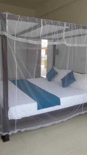 Инамальюва: La'vish Resort