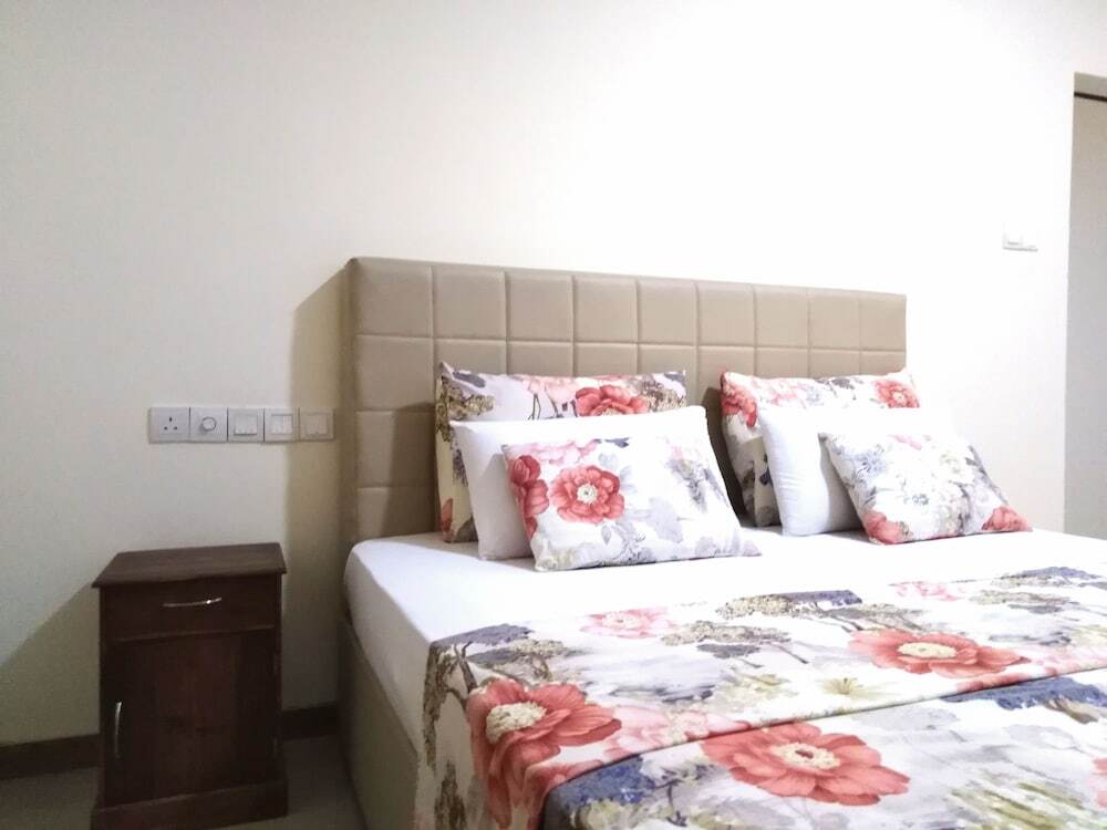 Хиккадува: SKY Residencies
