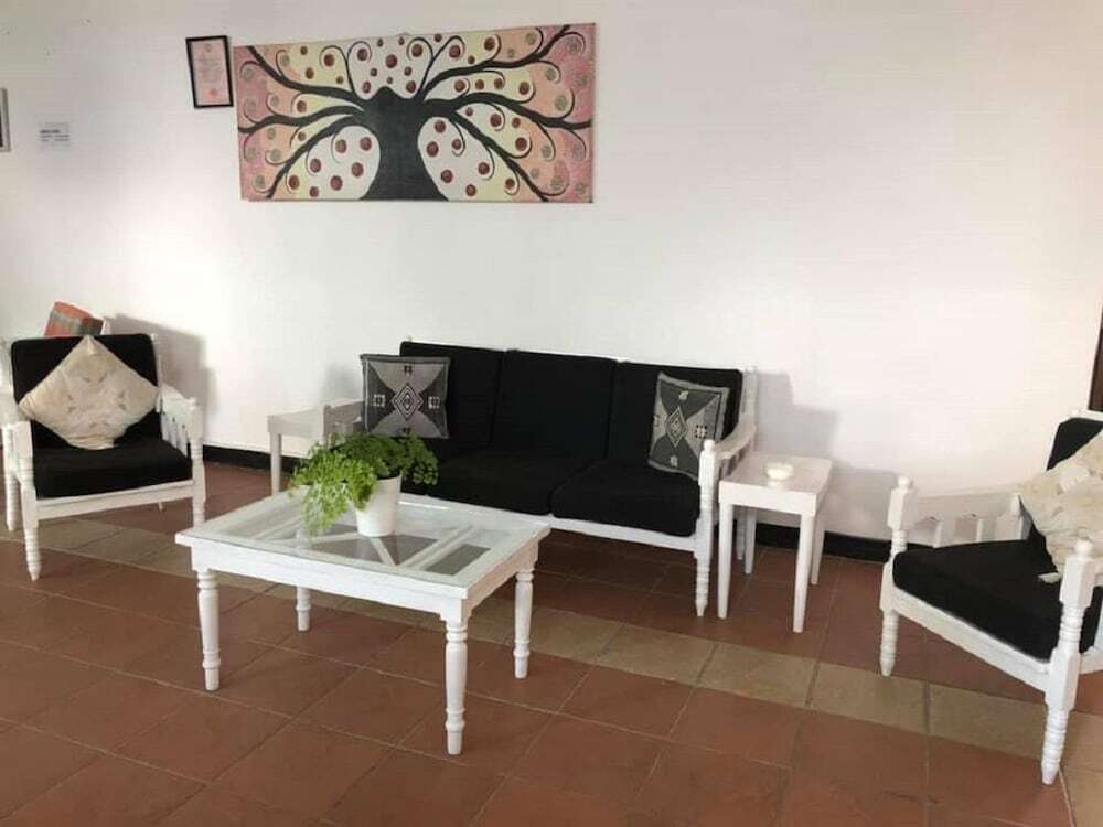 Гора Lavinia: Villa Blanco