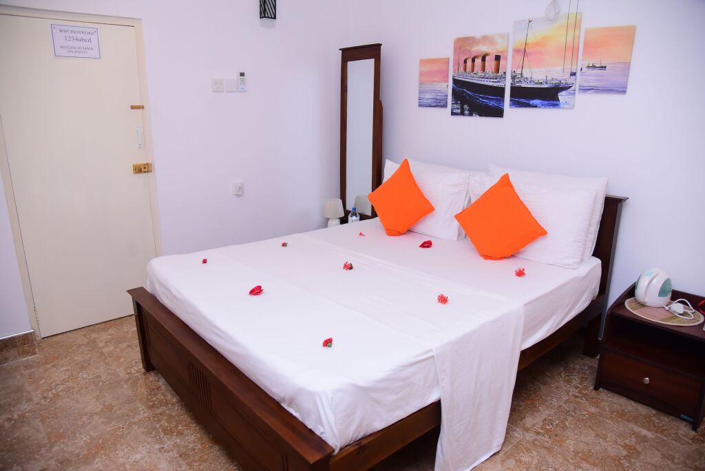 Катунаяке: White Villa Airport Transit Hotel