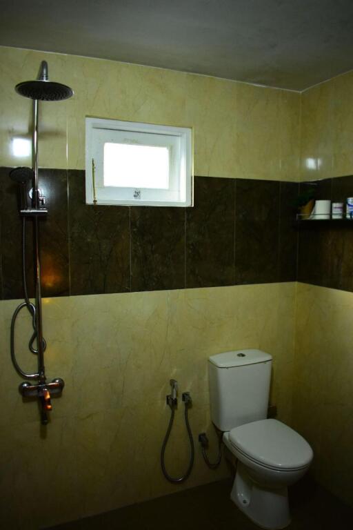Катунаяке: White Villa Airport Transit Hotel