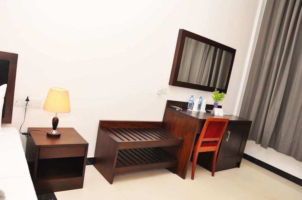 Негомбо: Hotel 198 Negombo