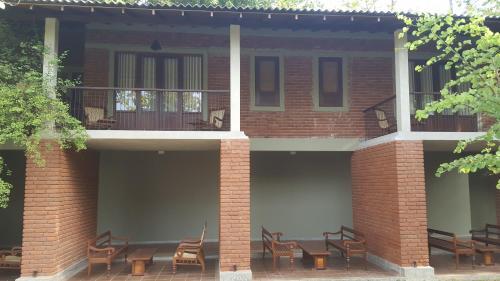 Сигирия: Ehalagala Lake Resort