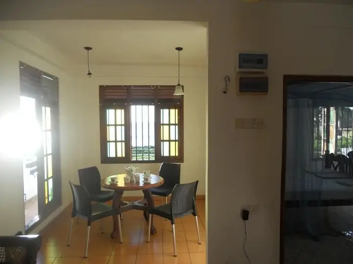 Хиккадува: Aurora Beach Villa