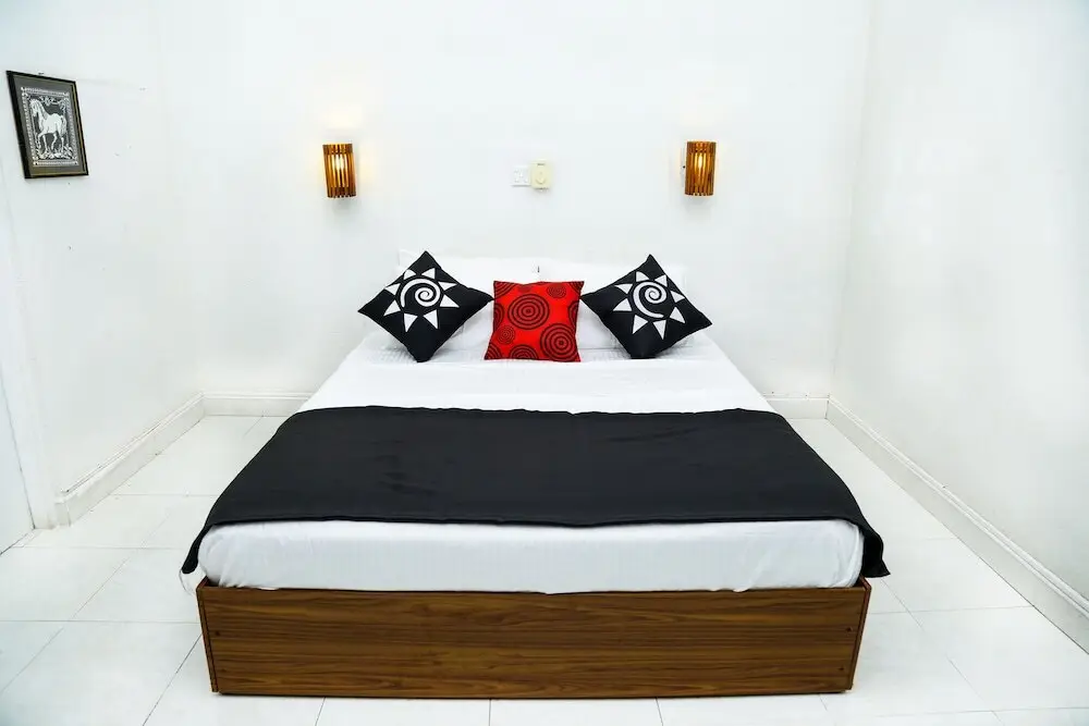 Канди: Che's Villa