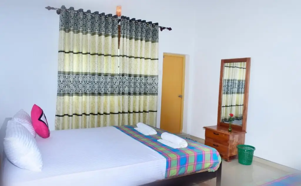 Удавалаве: Hotel Nimjaya