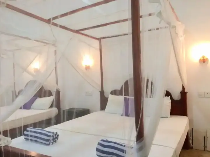 Тангалла: Aloha Beach Resort