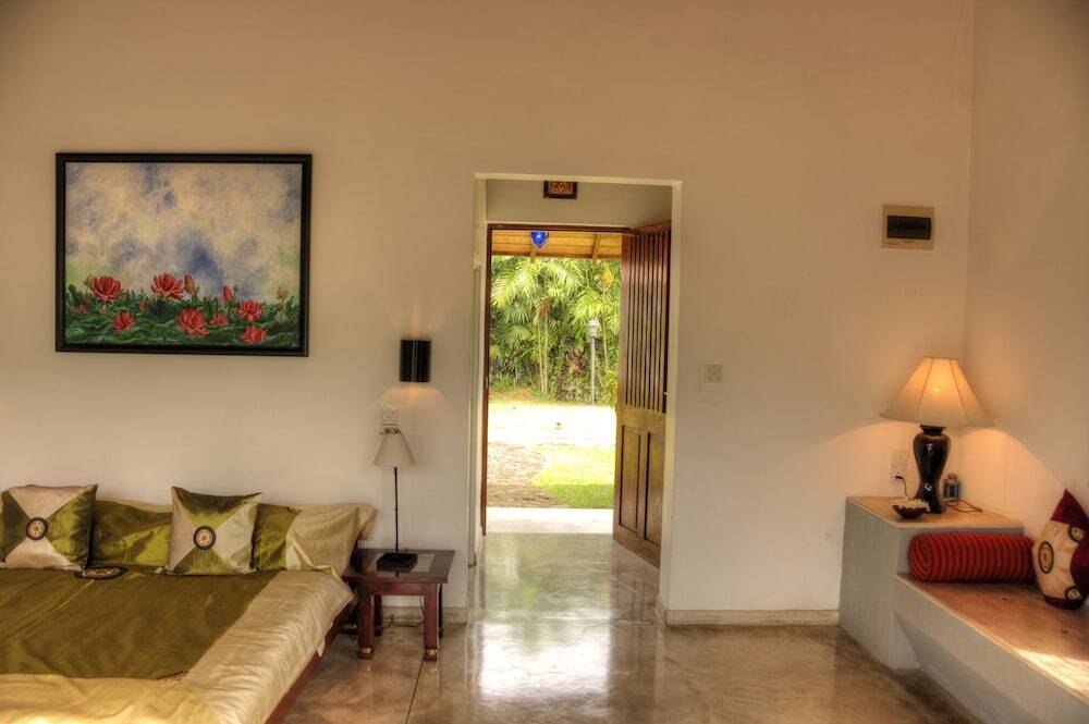 Ратнапура: Omatta Villa