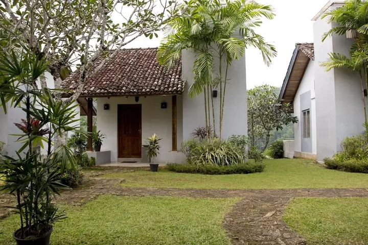 Ратнапура: Omatta Villa