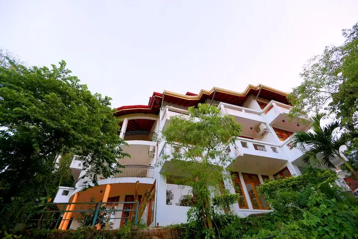 Канди: Hotel Mahaweli Spring