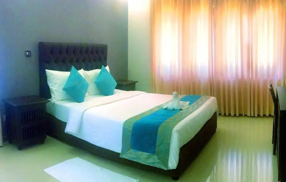 Келания: Forever City Hotel