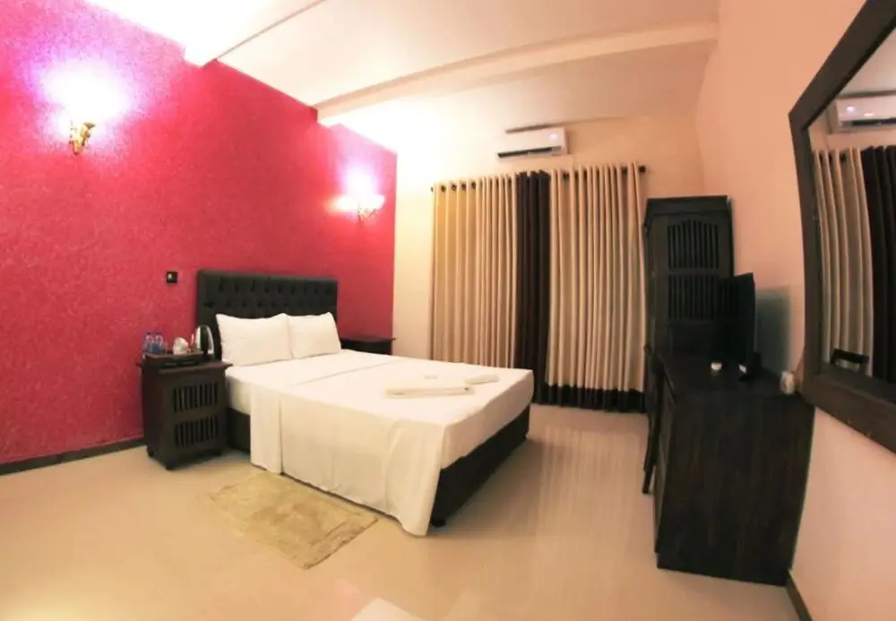 Келания: Forever City Hotel