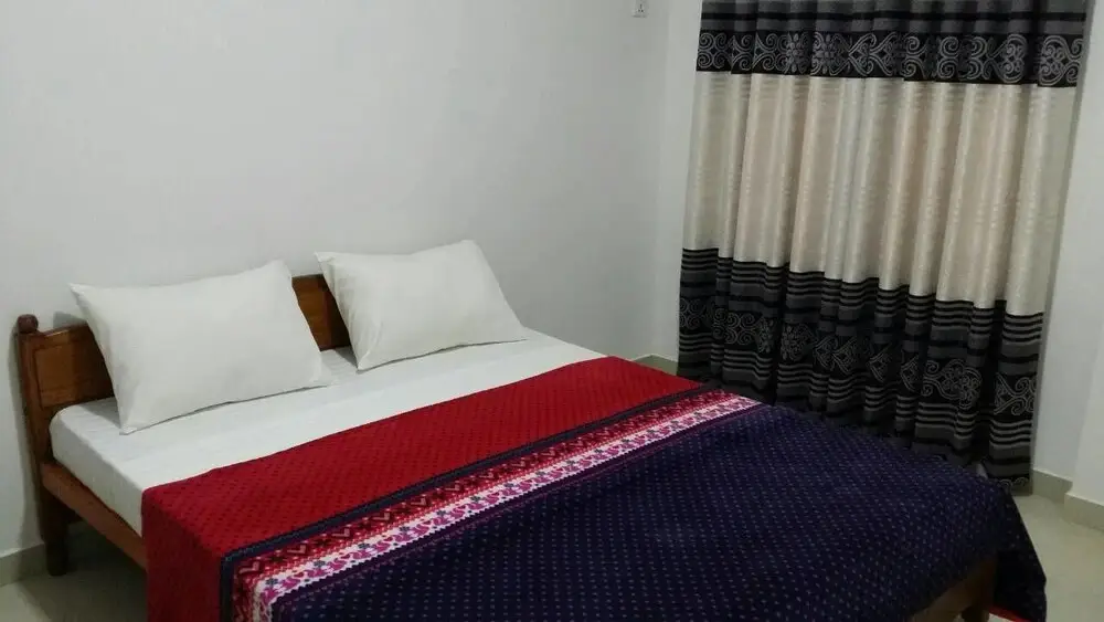 Наллатанния: Tea breeze Motel