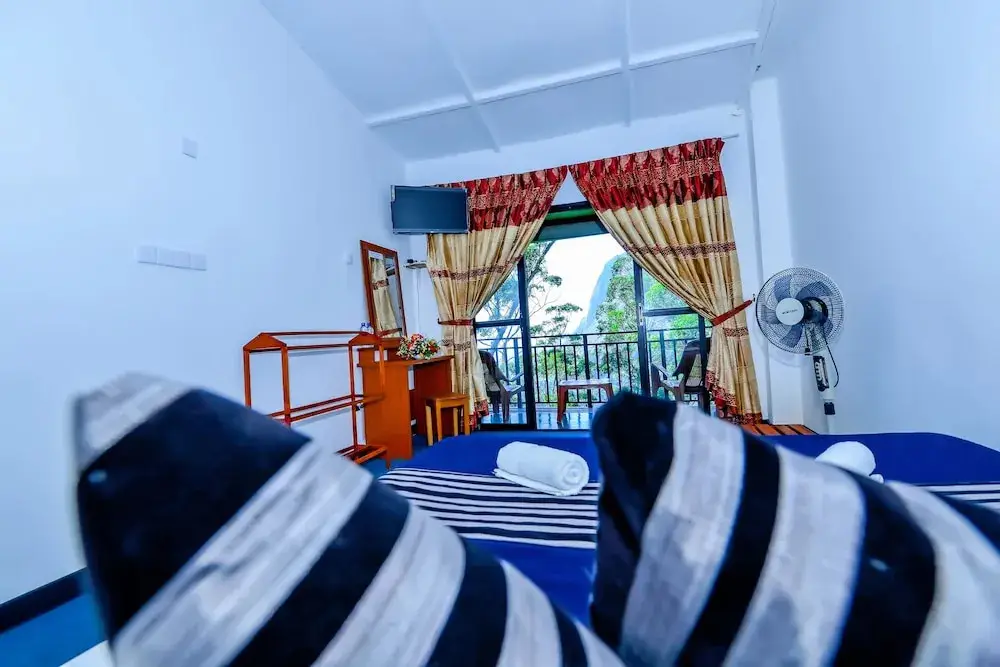 Элла: Ella View Hotel