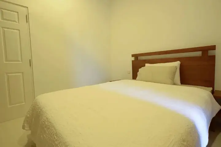 Гора Lavinia: De Saram Residencies