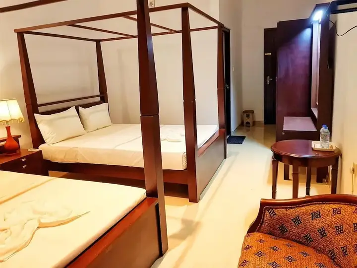 Катарагама: Livinya Holiday Resort