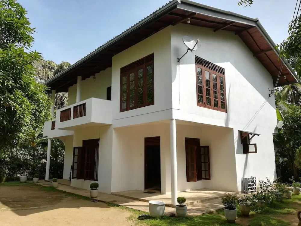 Галле: Vesta House